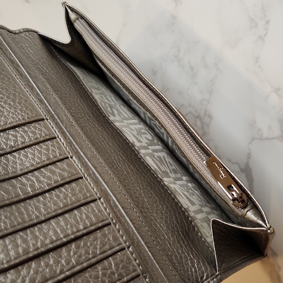 Authentic Salvatore Ferragamo Long Wallet - Picture 11 of 12